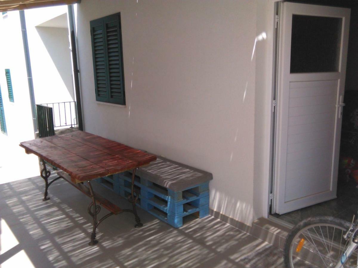 Apartment More Sumartin Exterior photo